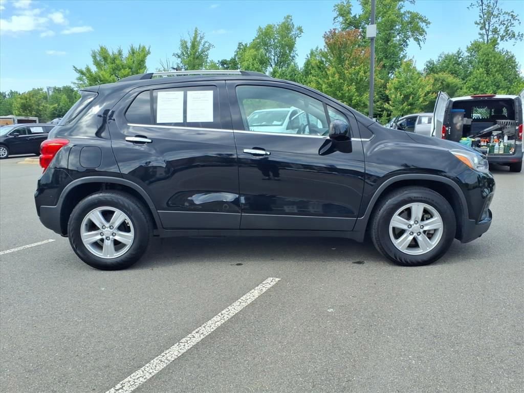 Certified 2018 Chevrolet Trax LT w/ LT Convenience Package FWD image 27