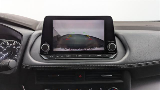 Used 2023 Nissan Rogue S image 27