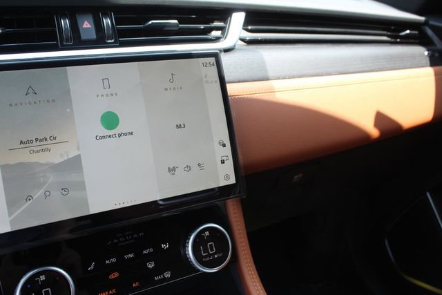 New 2026 Jaguar F-PACE R-Dynamic S image 12