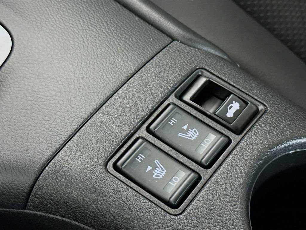 Used 2024 Nissan Z Performance w/ Heritage Edition image 22