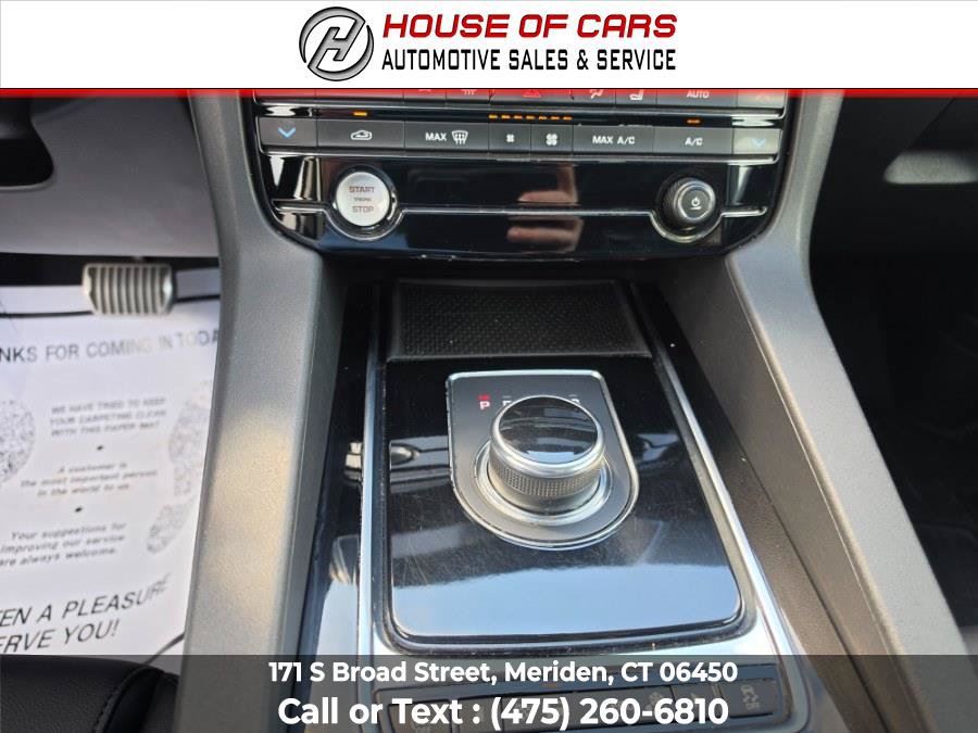 Used 2019 Jaguar F-PACE Premium AWD/4WD image 35