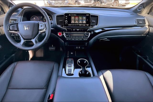 New 2026 Honda Ridgeline Black Edition image 4