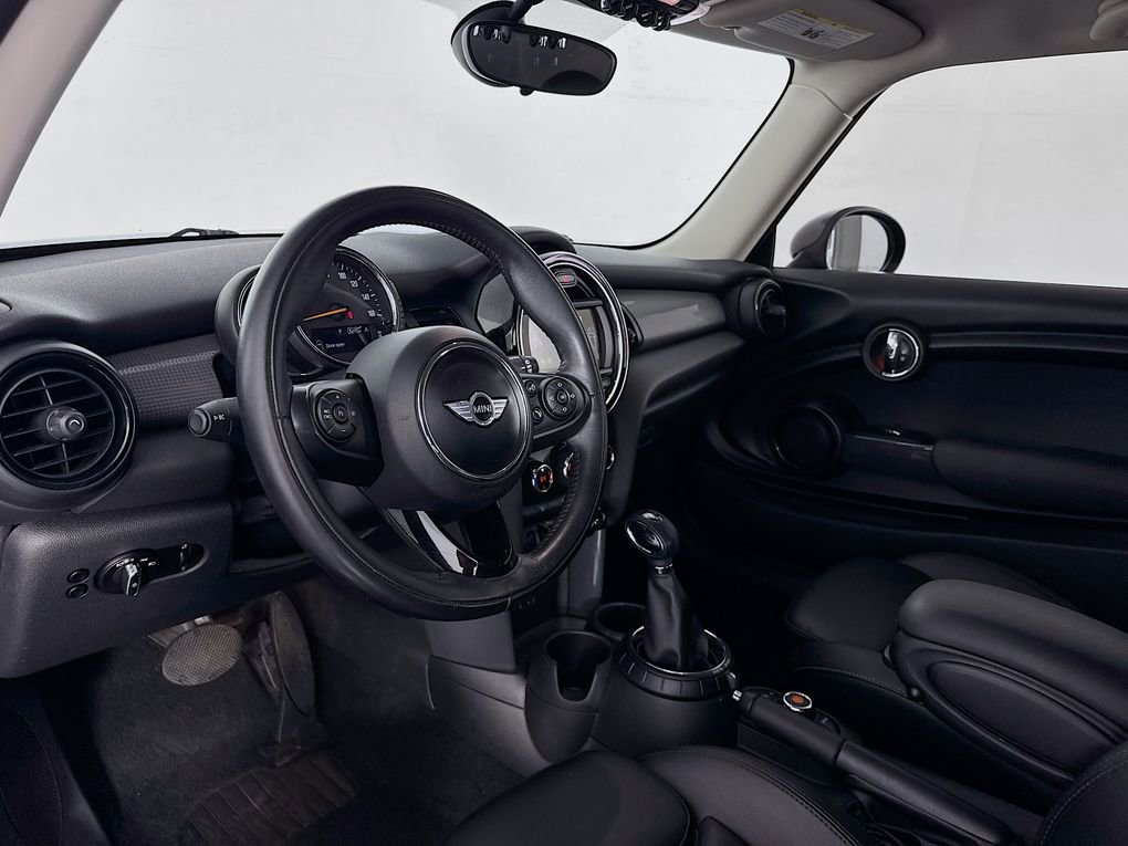 Used 2017 MINI Cooper 2-Door Hardtop FWD image 12