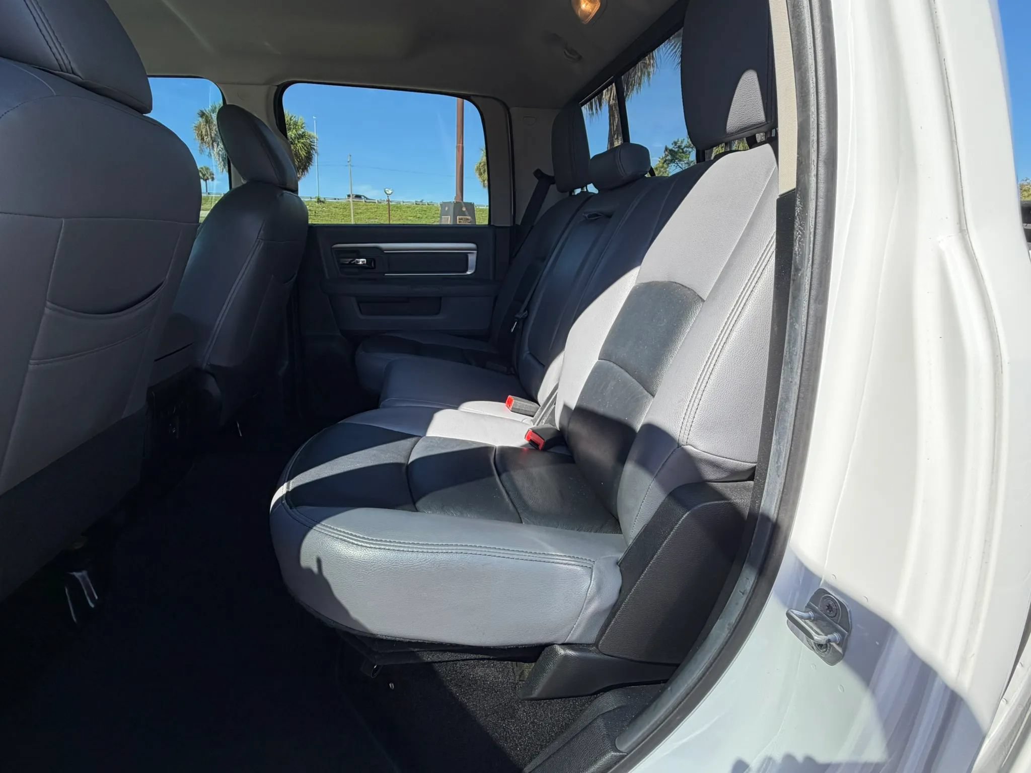 Used 2014 RAM 1500 Big Horn AWD/4WD image 34