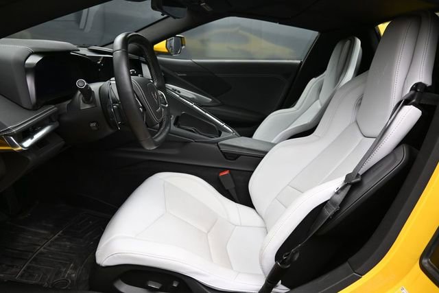 Used 2025 Chevrolet Corvette Stingray Convertible w/ 1LT RWD image 13