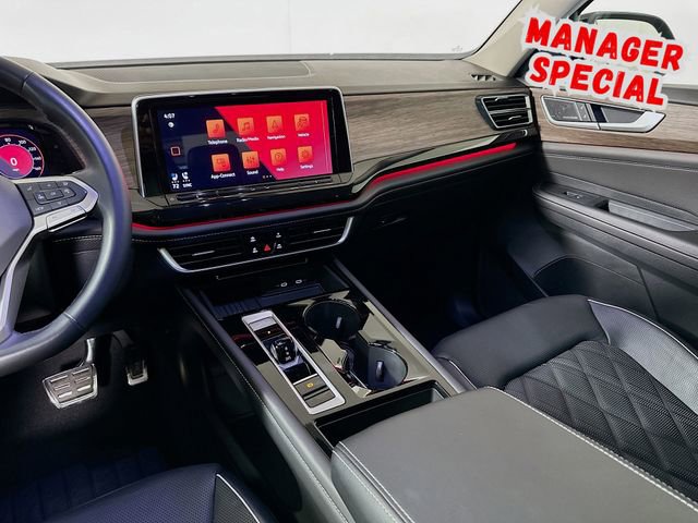 Used 2025 Volkswagen Atlas SEL Premium R-Line image 25