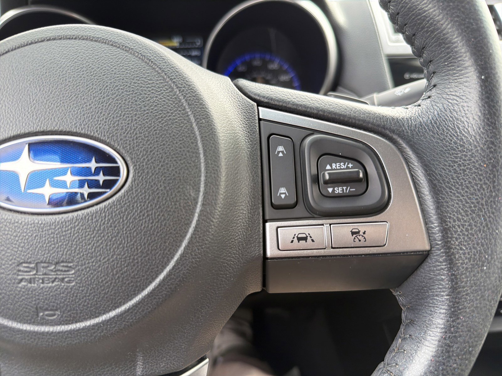 Used 2017 Subaru Legacy 3.6R Limited image 29