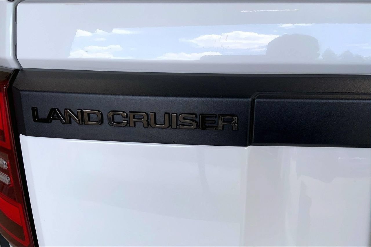Used 2025 Toyota Land Cruiser 1958 AWD/4WD image 31