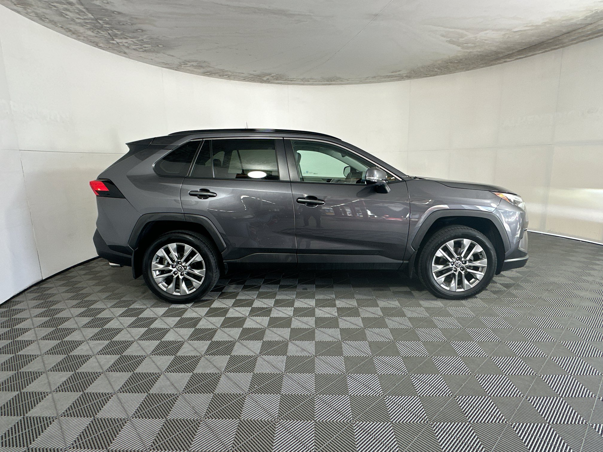 Used 2024 Toyota RAV4 XLE Premium FWD image 2