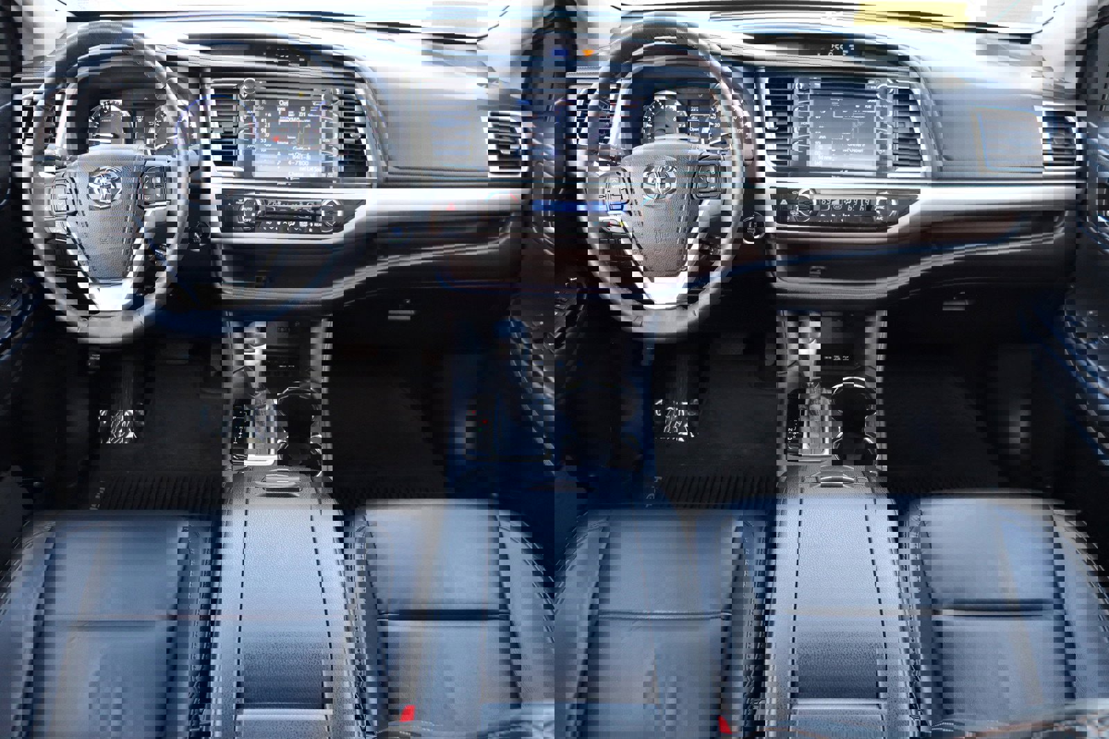 Used 2015 Toyota Highlander XLE image 9