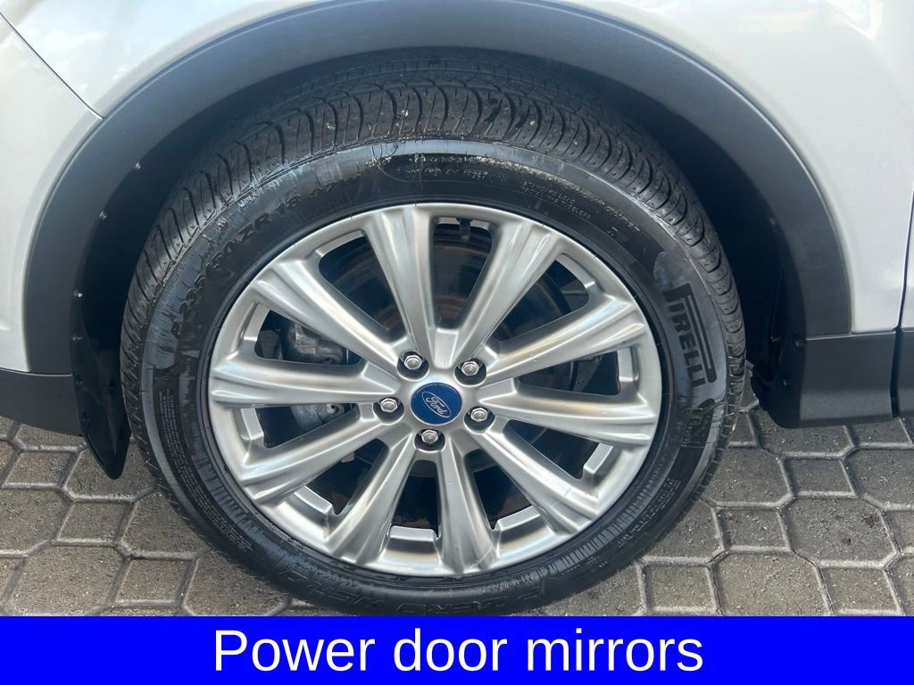 Used 2019 Ford Escape SEL image 18