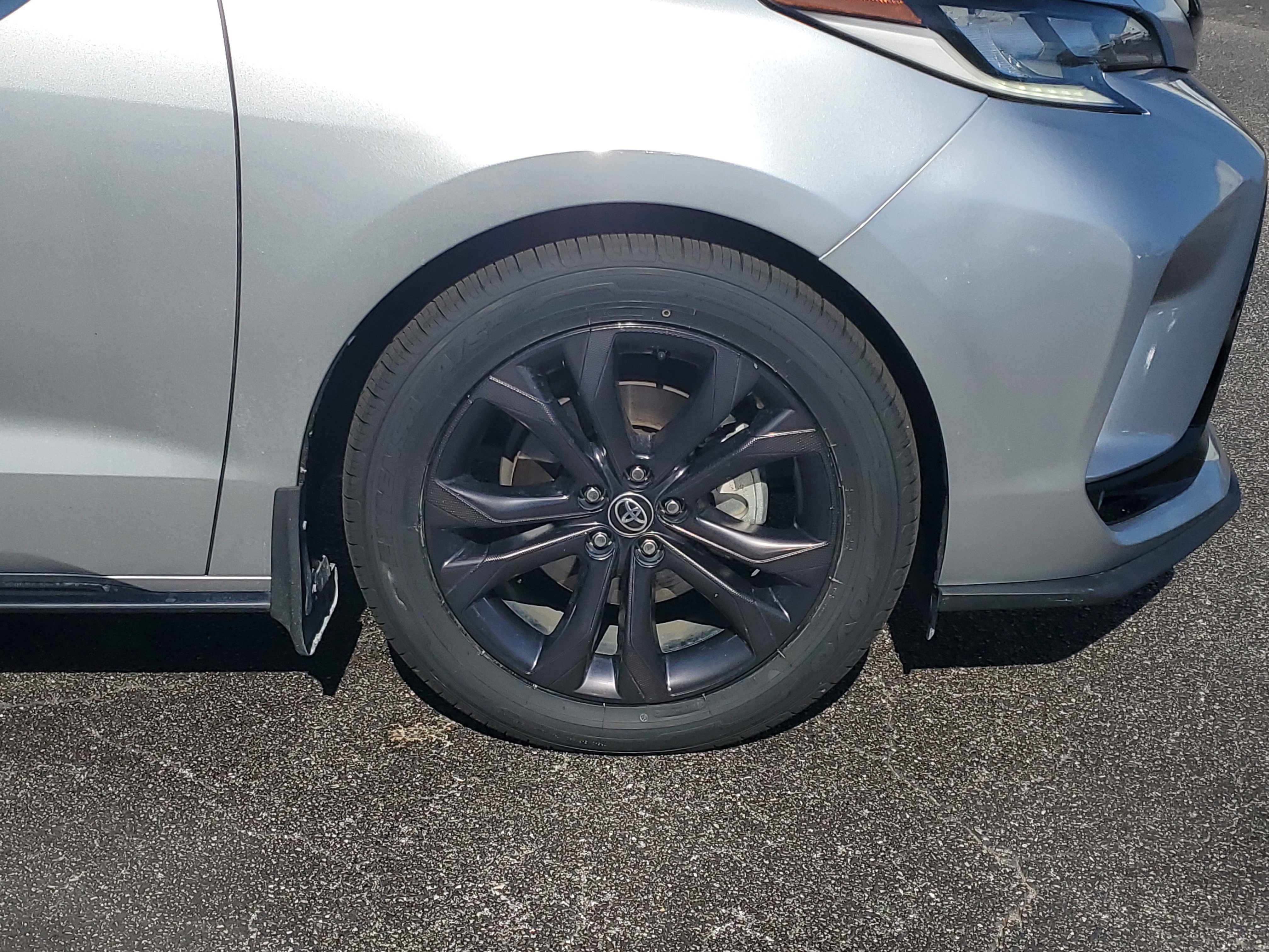 Certified 2022 Toyota Sienna XSE w/ XSE Plus Package FWD image 7