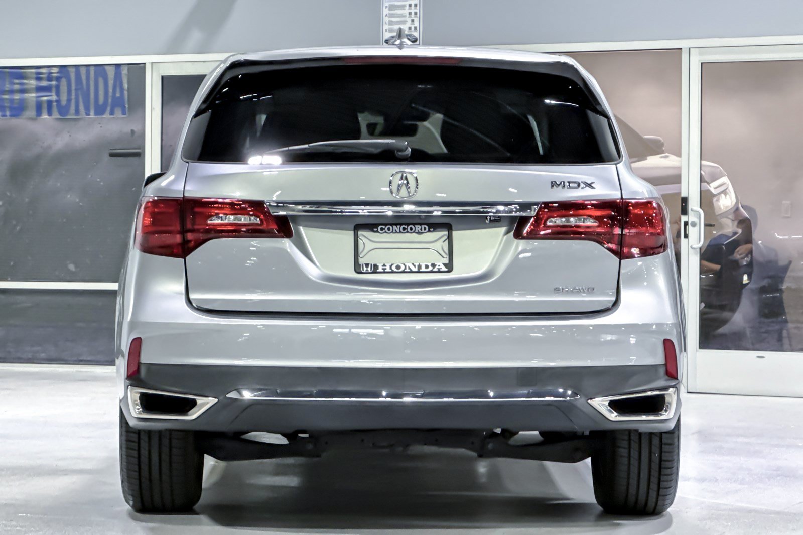 Used 2020 Acura MDX SH-AWD image 10