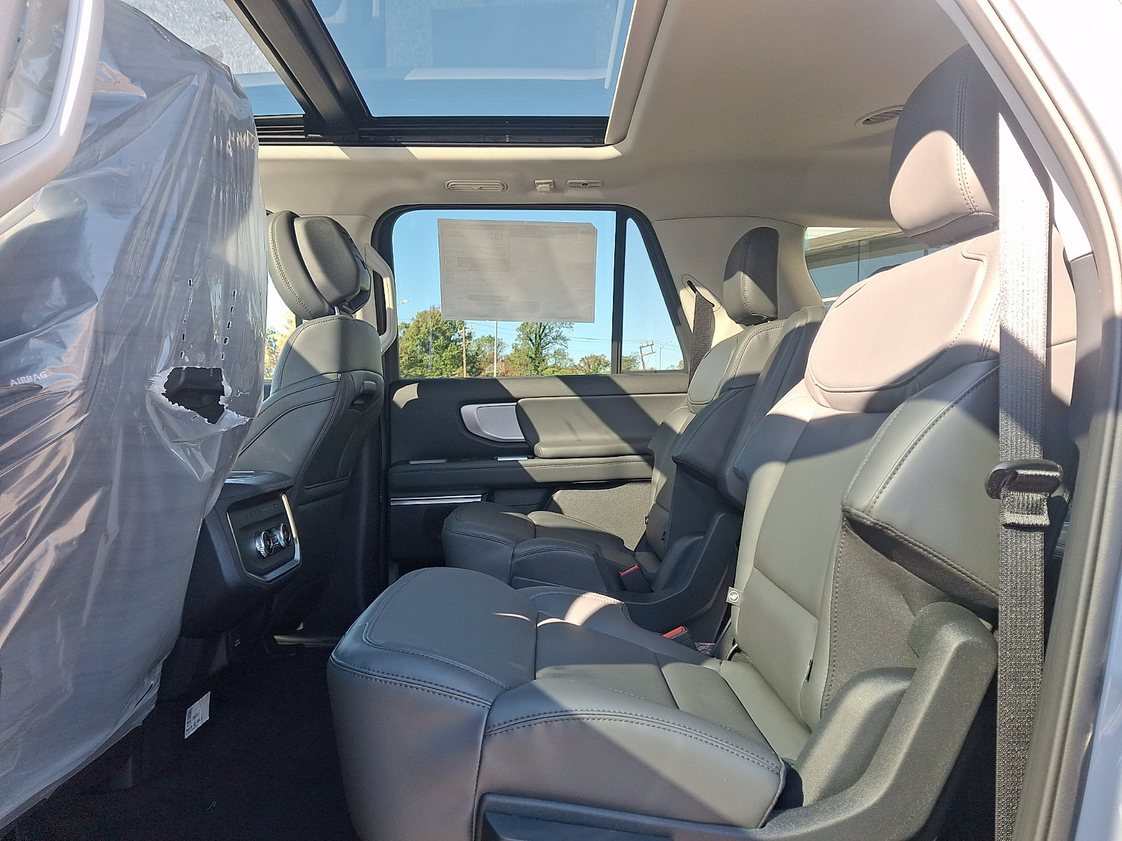New 2027 Ford Expedition Max Active AWD/4WD image 5