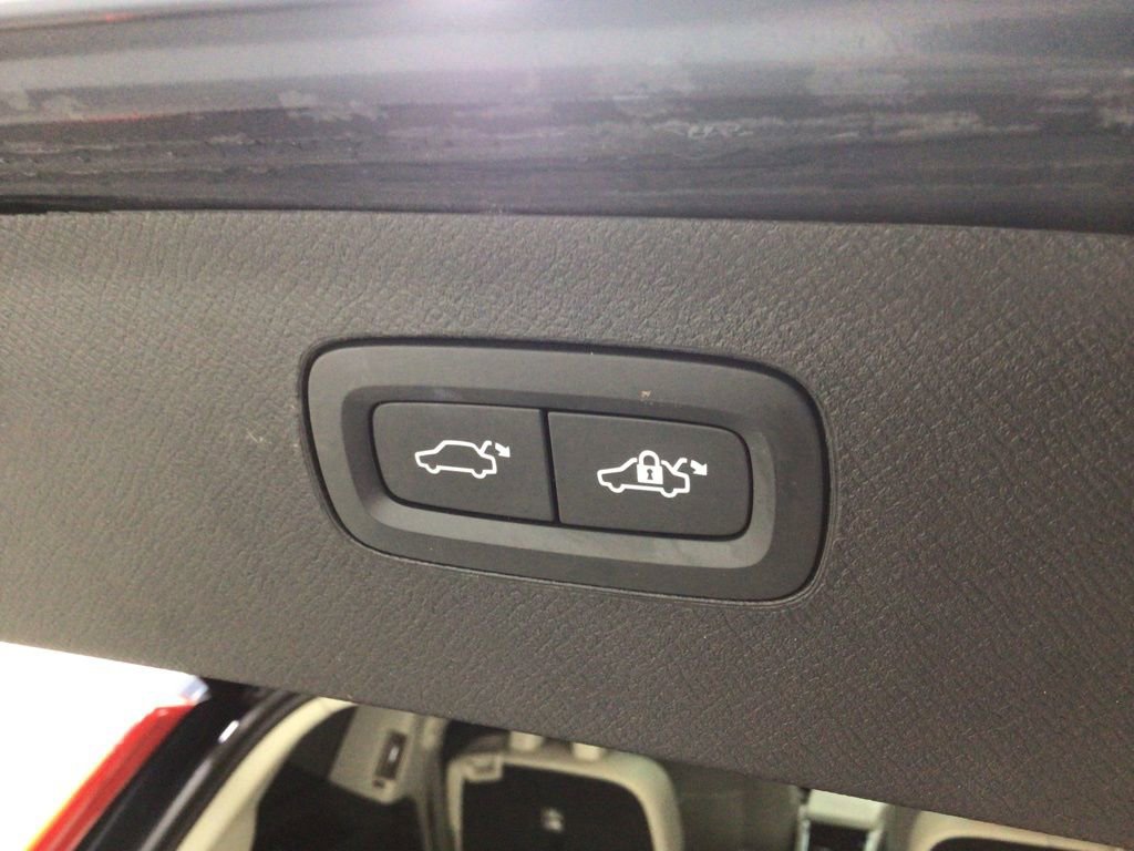 Used 2021 Volvo XC90 T6 Inscription w/ Advanced Package image 28