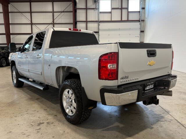 Used 2011 Chevrolet Silverado 2500 LTZ w/ LTZ Plus Package AWD/4WD image 29