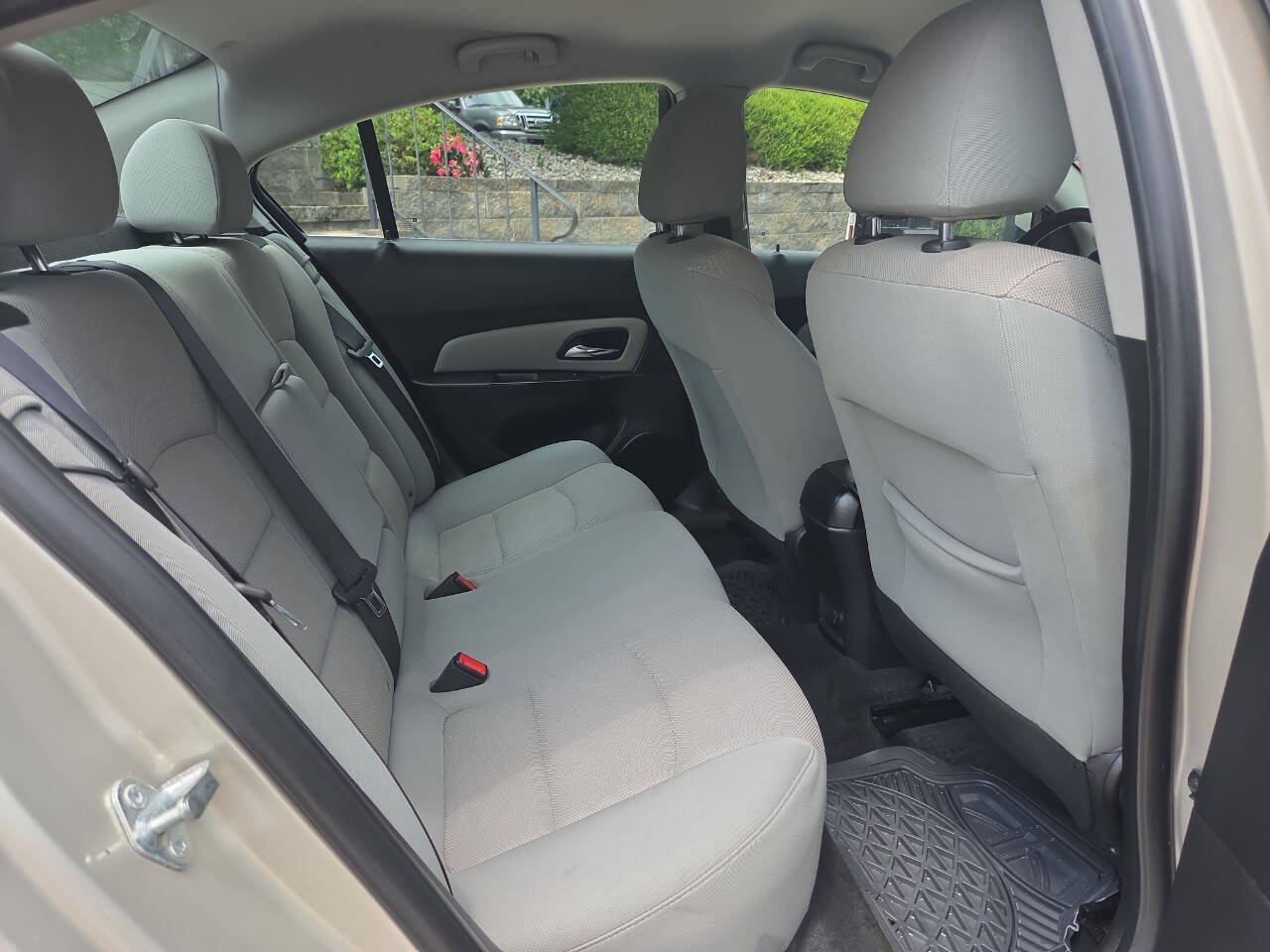 Used 2014 Chevrolet Cruze LT FWD image 19