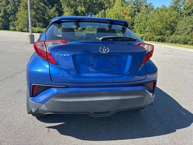 Used 2020 Toyota C-HR LE FWD image 12