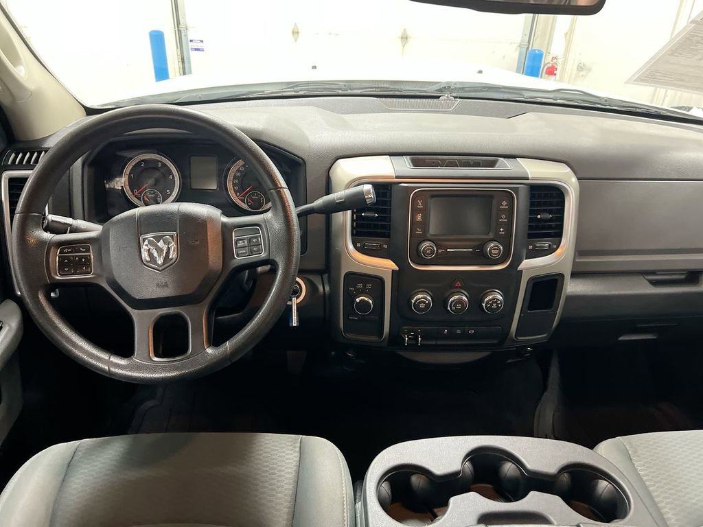 Used 2014 RAM 2500 SLT AWD/4WD image 5