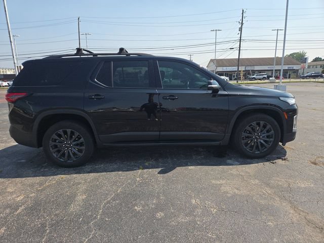 Used 2022 Chevrolet Traverse RS w/ LPO, 'HIT The Road' Package FWD image 9