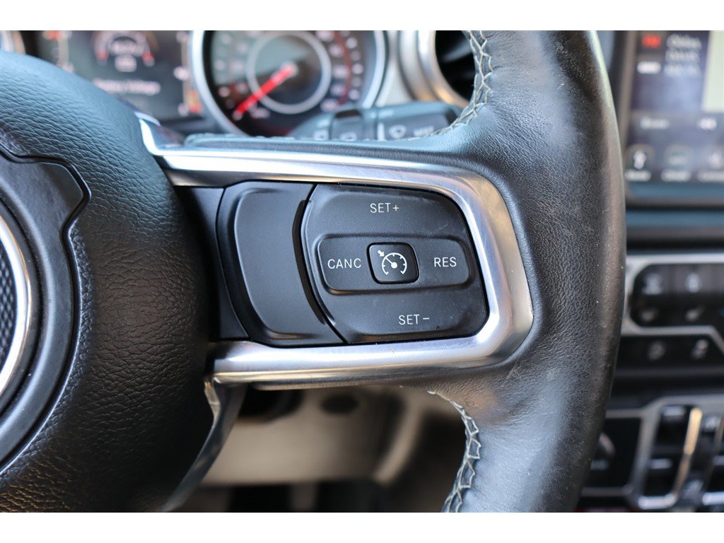 Used 2018 Jeep Wrangler Unlimited Rubicon AWD/4WD image 25