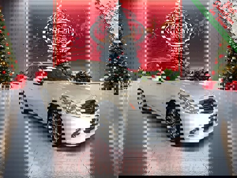 Used 2015 INFINITI Q40 w/ Navigation Package image 3