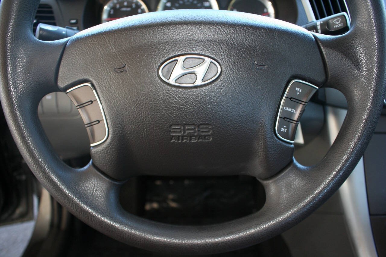 Used 2009 Hyundai Sonata GLS FWD image 17
