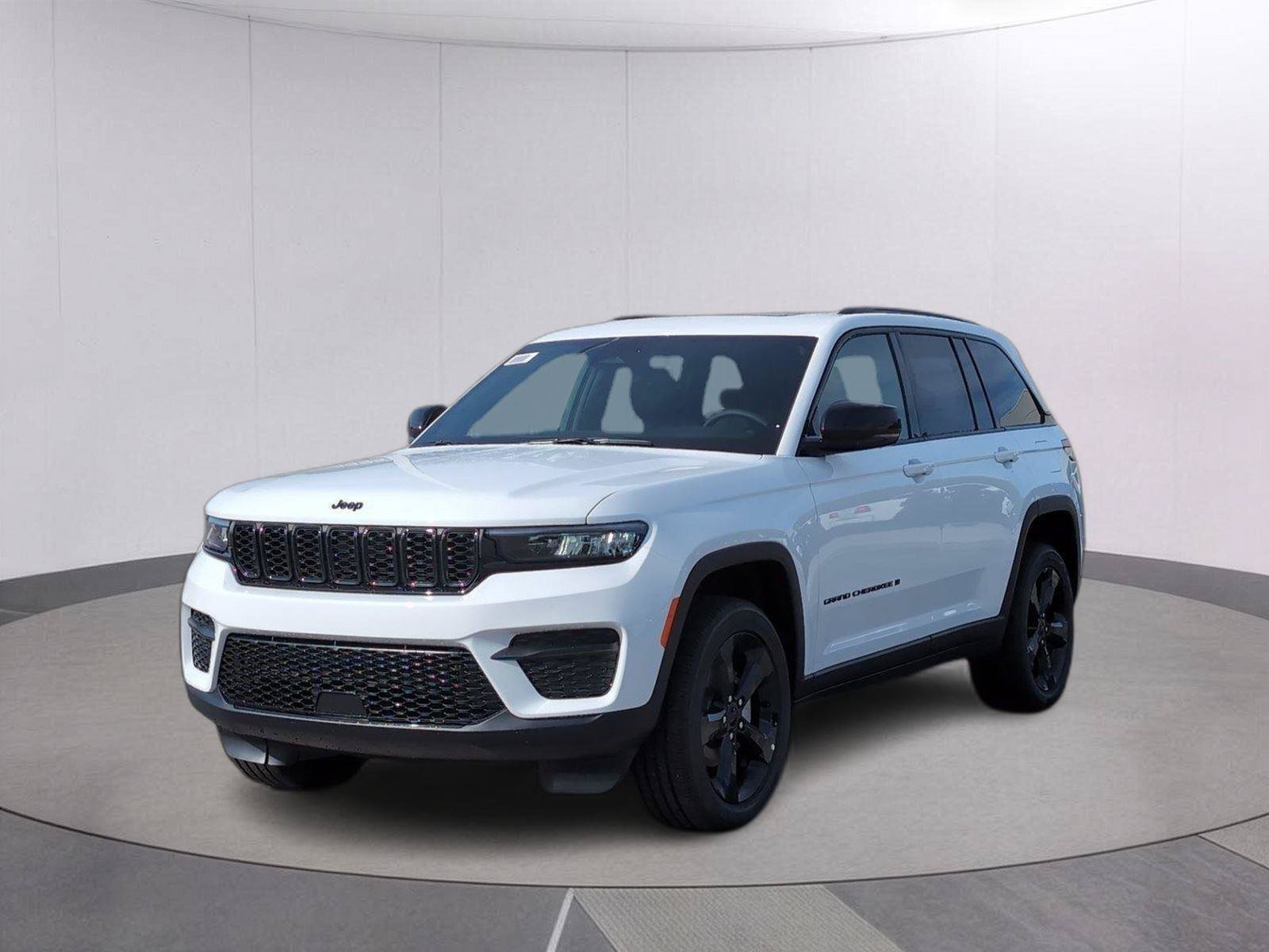 New 2025 Jeep Grand Cherokee Altitude