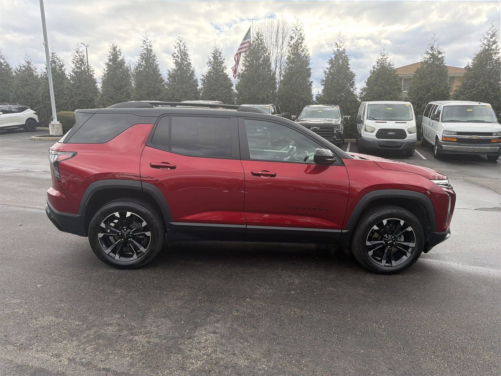 Used 2025 Chevrolet Equinox RS image 9