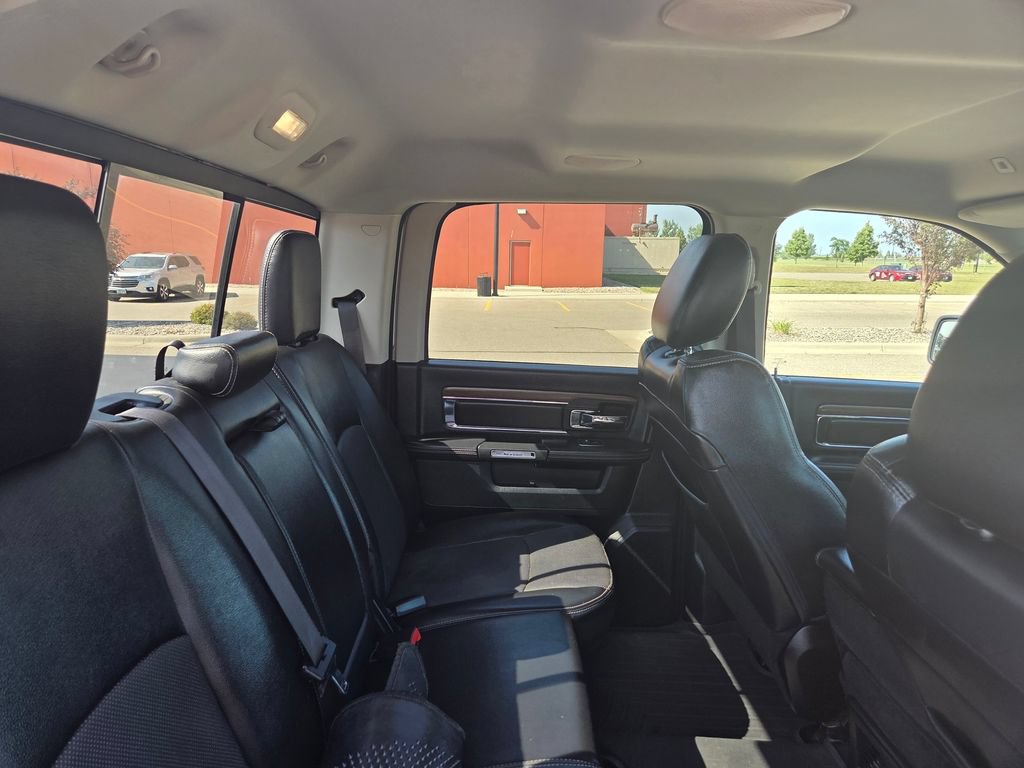 Used 2017 RAM 1500 Laramie w/ Convenience Group AWD/4WD image 42