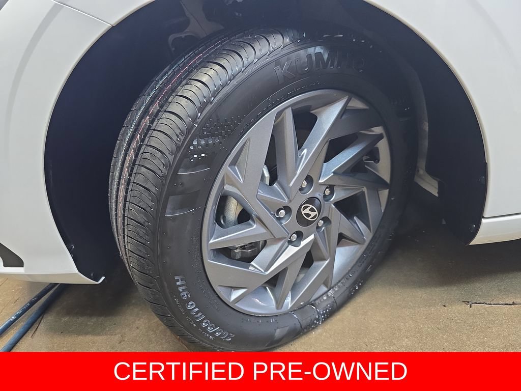 Certified 2025 Hyundai Elantra Hybrid FWD image 32