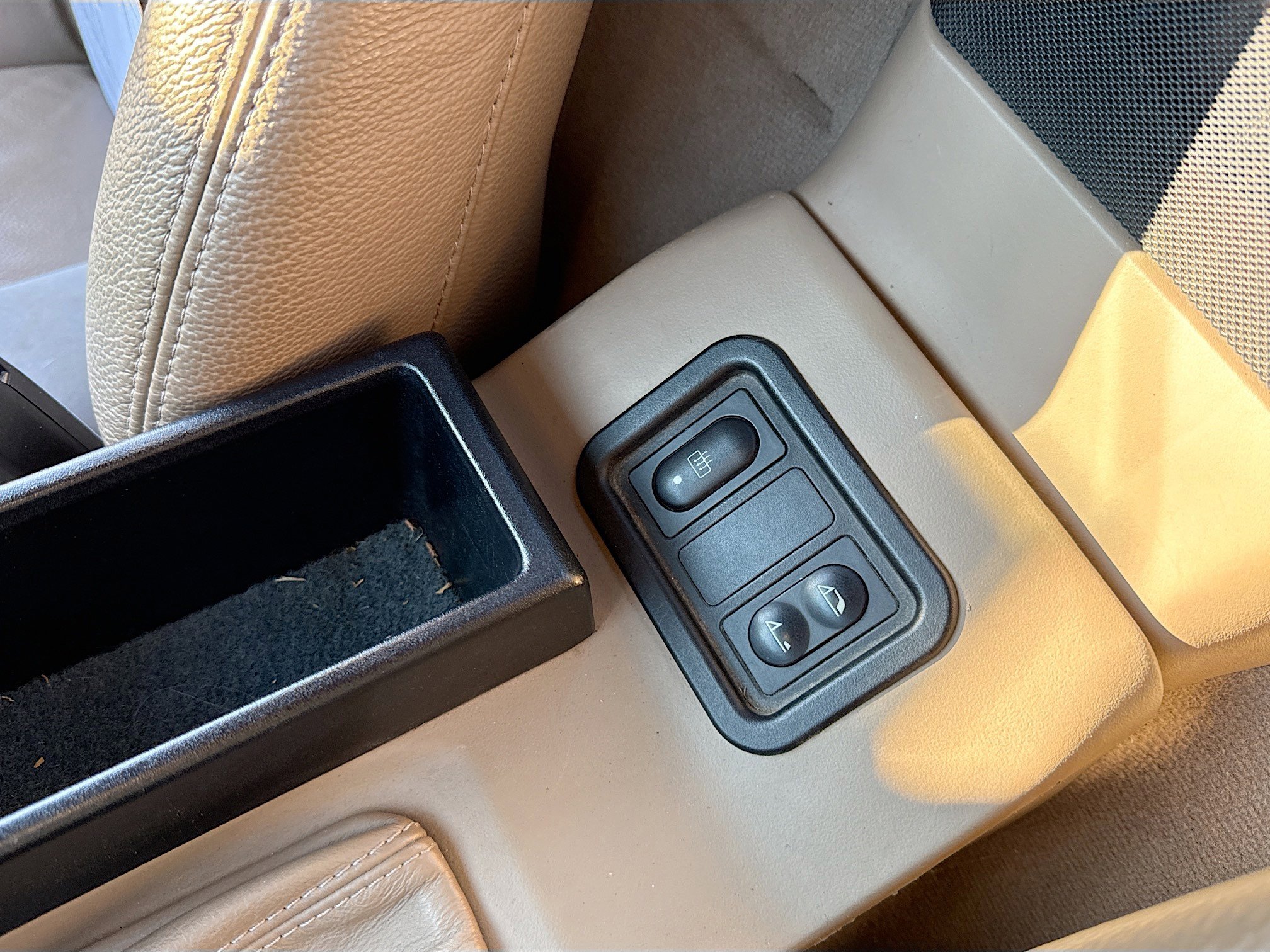 Used 2001 BMW Z3 2.5i RWD image 10