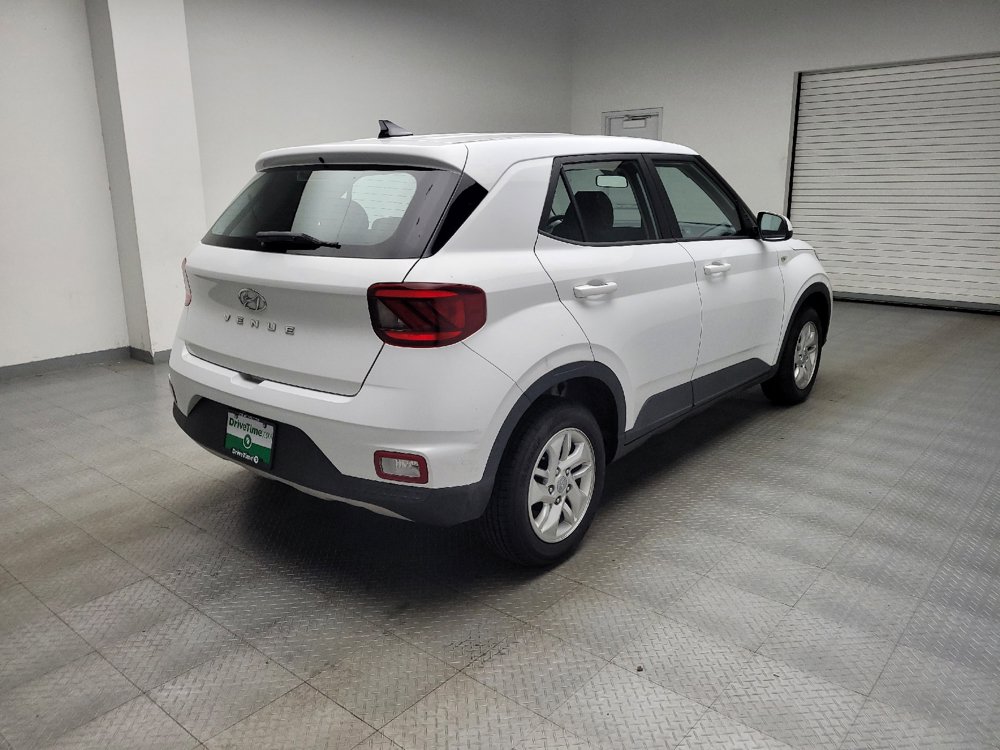 Used 2021 Hyundai Venue SE FWD image 9