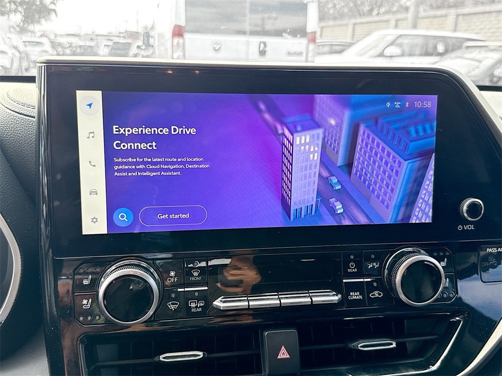 Used 2023 Toyota Highlander XLE image 16