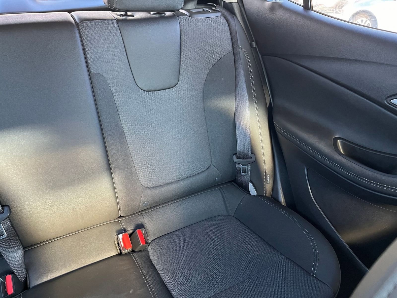 Used 2025 Buick Encore GX Preferred image 33