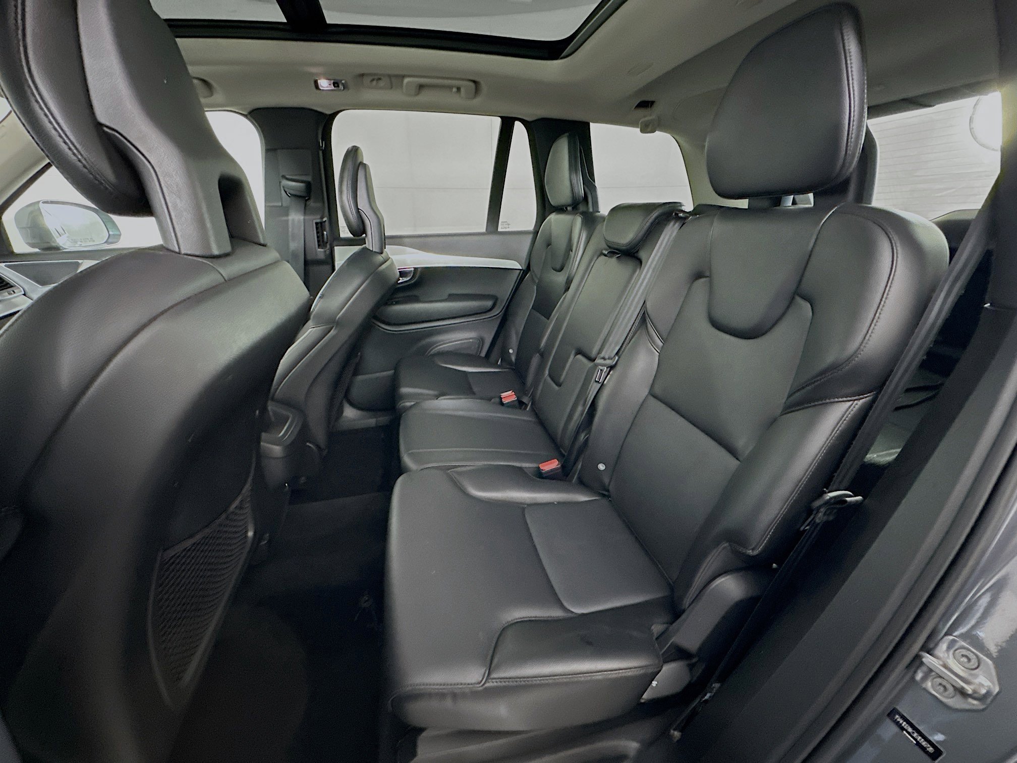 Used 2016 Volvo XC90 T5 Momentum image 26