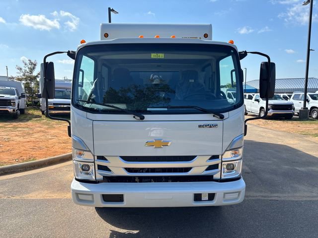 New 2025 Chevrolet Low Cab Forward image 8