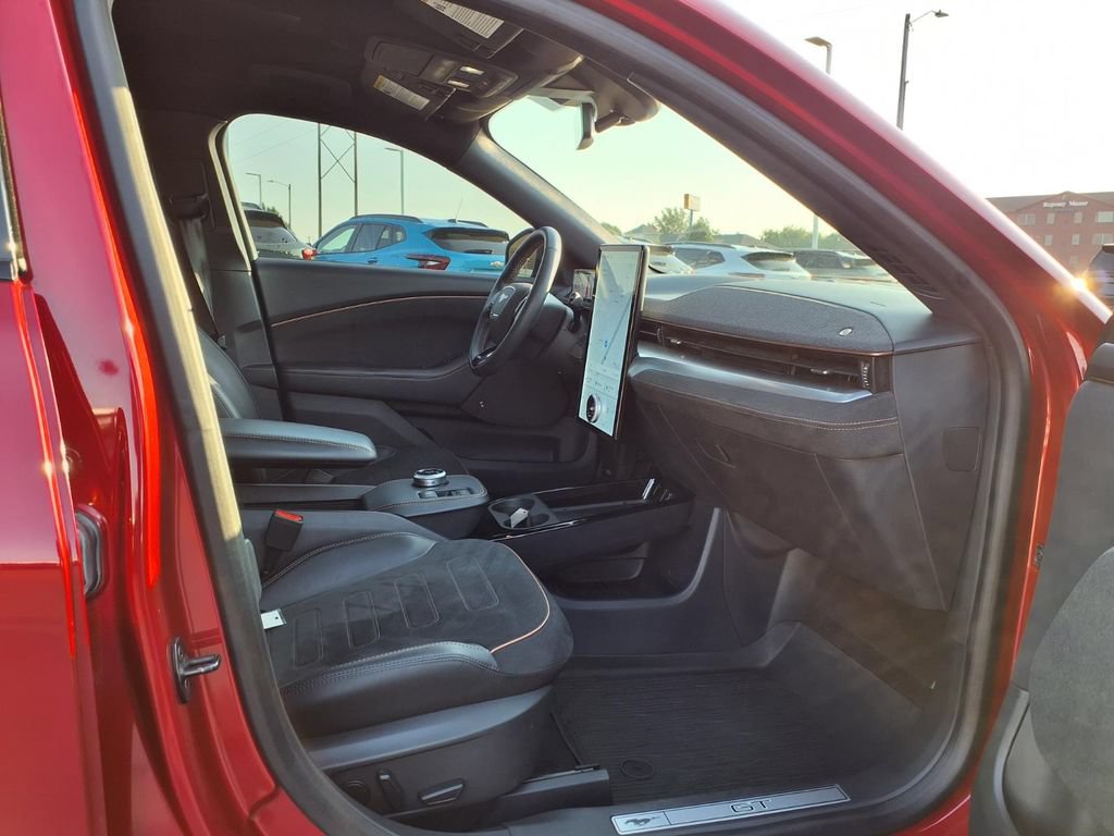 Used 2022 Ford Mustang Mach-E GT AWD/4WD image 27
