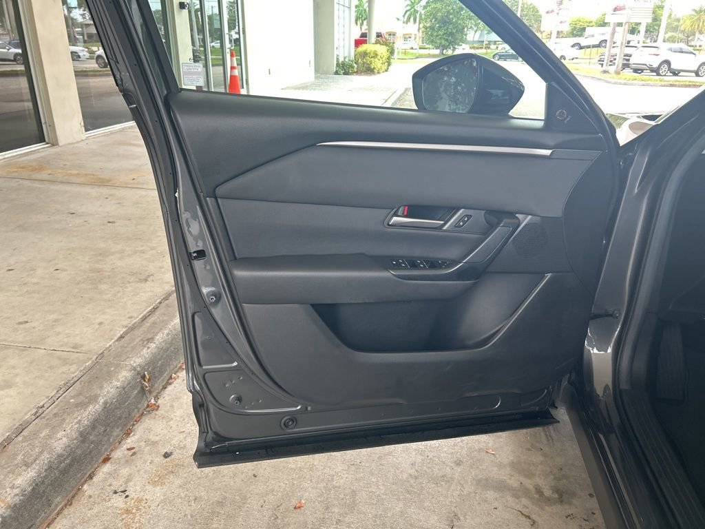 Used 2024 MAZDA CX-50 AWD 2.5 S w/ Preferred Package image 31