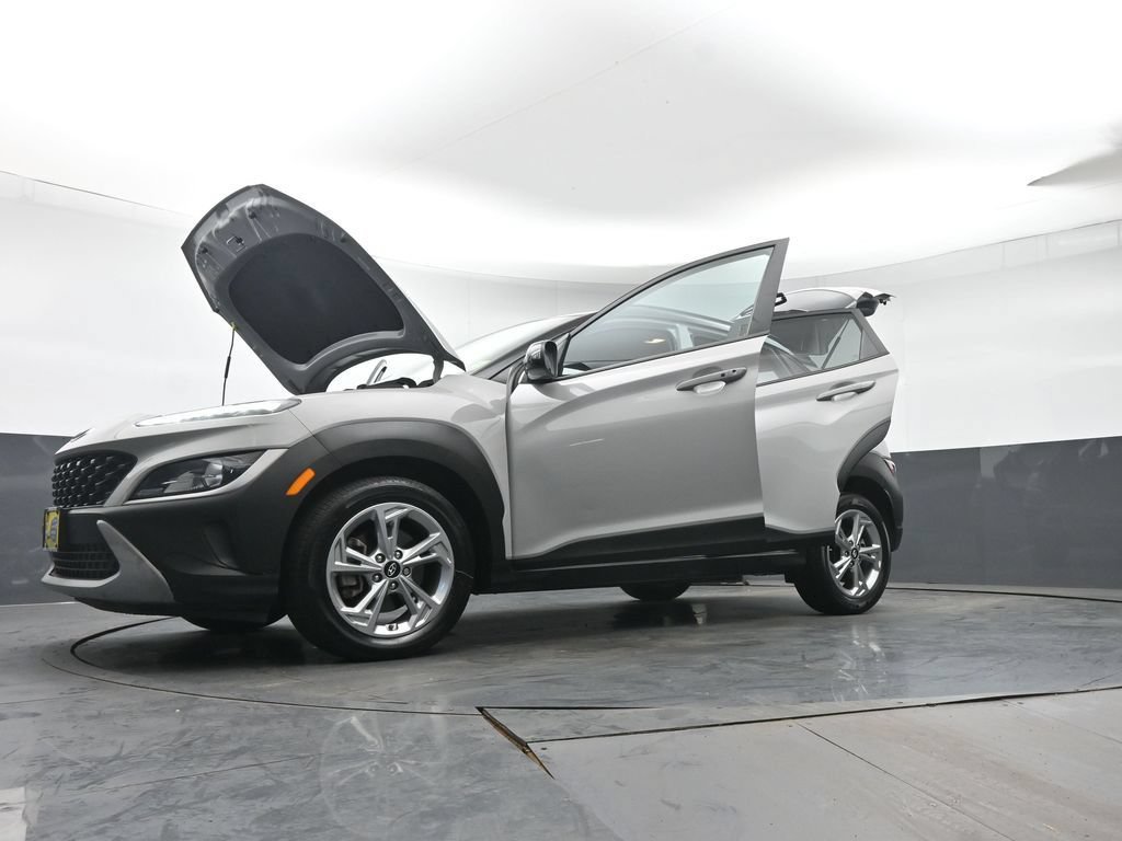 Used 2023 Hyundai Kona SEL w/ Cargo Package AWD/4WD image 41