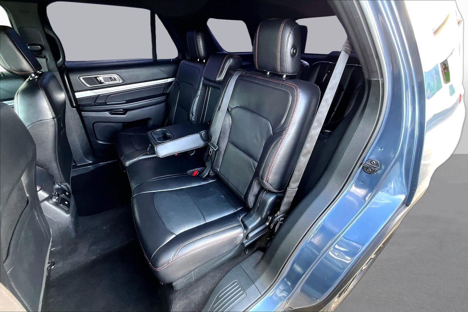Used 2019 Ford Explorer Sport w/ Equipment Group 401A AWD/4WD image 27