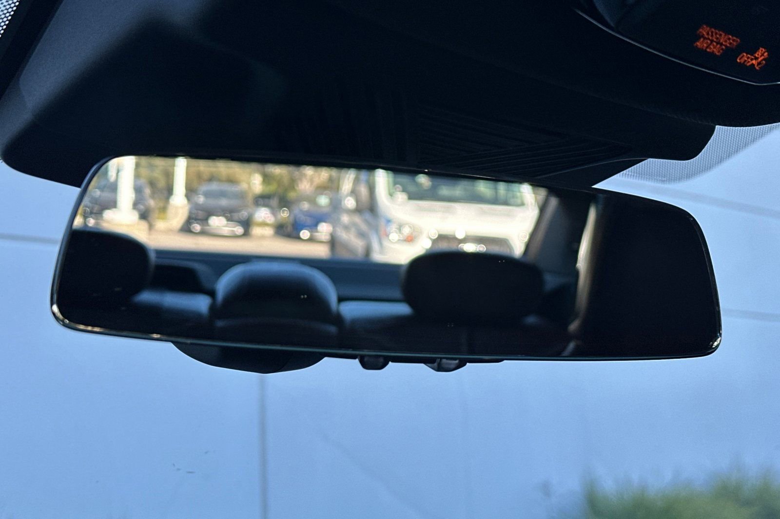 Used 2025 BMW 740i image 24