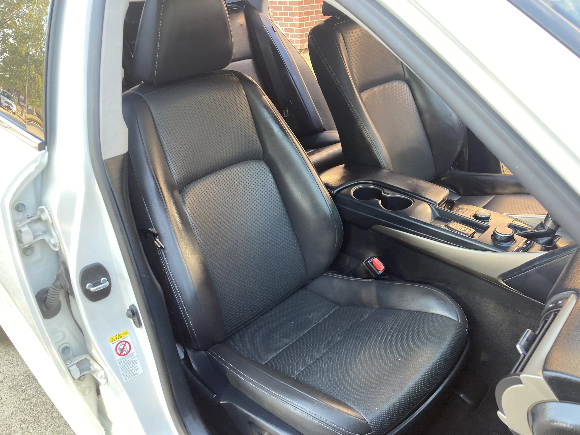 Used 2017 Lexus IS 200t RWD image 39