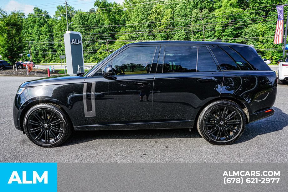 Used 2023 Land Rover Range Rover SE AWD/4WD image 7