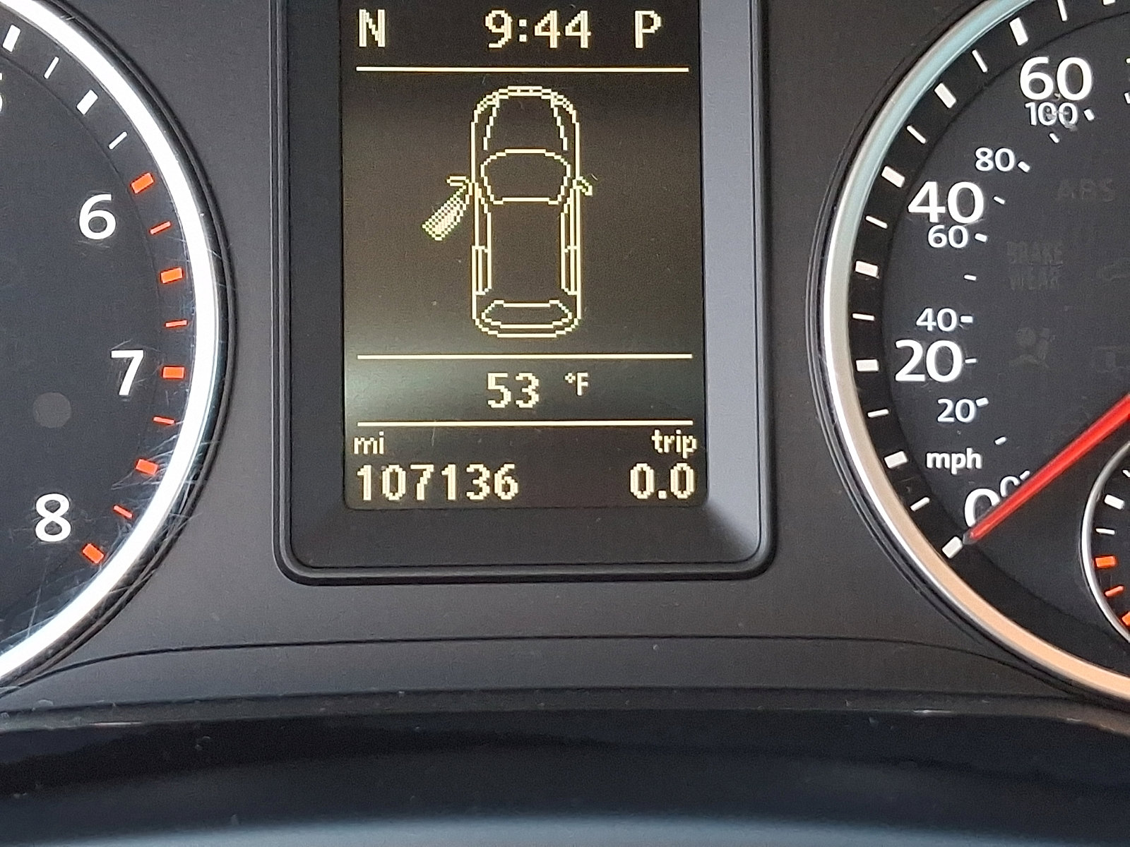 Used 2015 Volkswagen Tiguan SE image 19