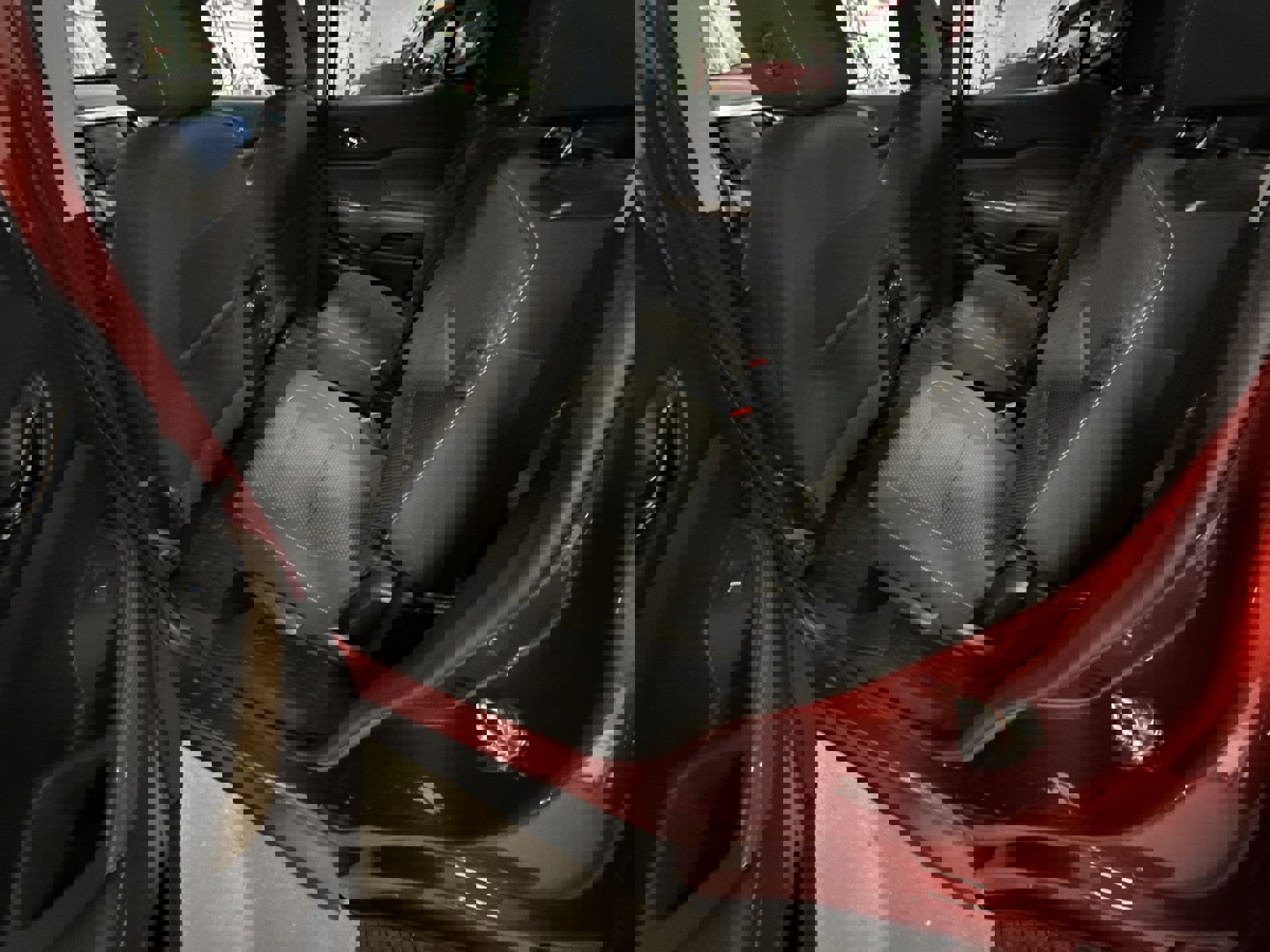 Used 2023 GMC Acadia SLE w/ Driver Convenience Package image 22