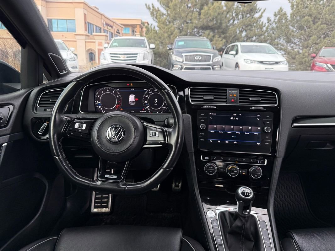 Used 2019 Volkswagen Golf R 4-Door image 25