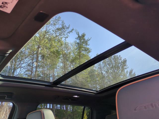 Used 2024 GMC Yukon XL AT4 w/ AT4 Premium Plus Package image 23