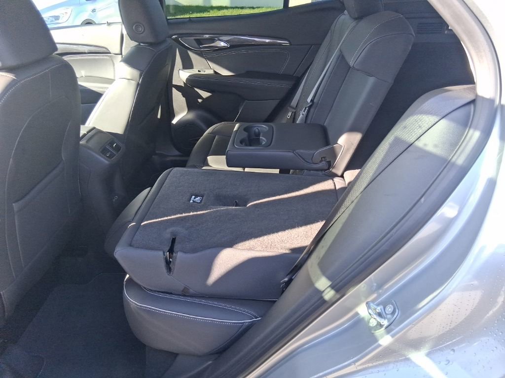 Used 2022 Buick Encore GX Essence w/ Safety Package II image 21