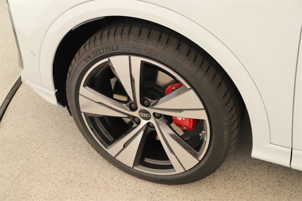 New 2025 Audi SQ5 Premium Plus image 29